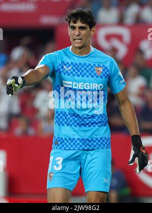 Séville, Espagne. 03rd septembre 2022. Yassine Bounou 'Bono' du FC Séville pendant le match de la Ligue entre le FC Séville et le FC Barcelone au stade Ramon Sanchez Pizjuan à Séville, Espagne. Crédit : DAX Images/Alamy Live News Banque D'Images