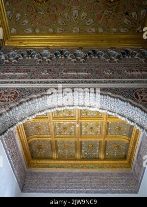 Détail plafond de la chambre Prince, Alcazar de Séville Banque D'Images