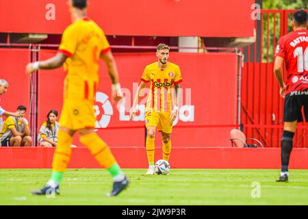 MALLORCA, ESPAGNE - SEPTEMBRE 3: Santiago Bueno de Gérone CF entre le RCD Mallorca et Gérone CF de la Liga Santander sur 3 septembre 2022 à visiter le stade de Majorque son Moix à Majorque, Espagne. (Photo de Samuel Carreño/ PX Images) Banque D'Images