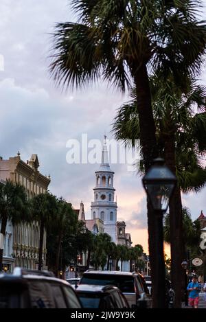 Sunset King Street Downtown Charleston, Caroline du Sud Banque D'Images