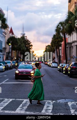 Sunset King Street Downtown Charleston, Caroline du Sud Banque D'Images