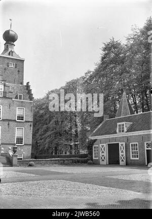 Vue du tunnel piétonnier sous la ligne de chemin de fer de Baarn depuis le sud. Banque D'Images