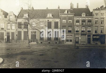 Vue sur les façades de quelques maisons de la Neude à Utrecht. Banque D'Images