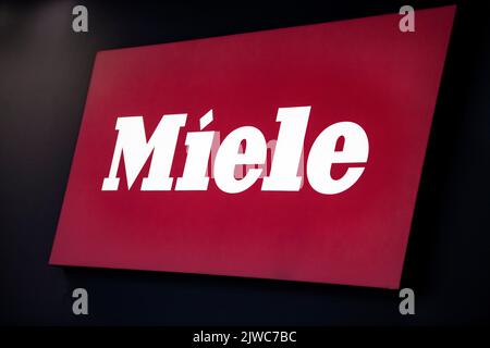 Berlin, Allemagne. 04th septembre 2022. Le logo Miele au salon IFA Electronics. Credit: Fabian Sommer/dpa/Alay Live News Banque D'Images