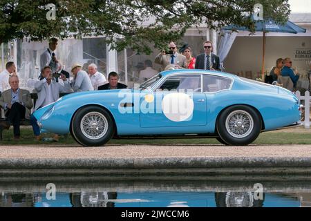 1962 Aston Martin DB4 GT Zagato au Hampton court Concours de 2022 au Hampton court Palace Londres Banque D'Images