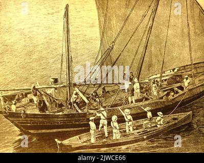 Le personnel de la première Guerre mondiale de la marine britannique à bord d'un petit bateau à ramer à la recherche de coureurs arabes dans le golfe Persique pendant la première Guerre mondiale. ---- أفراد البحرية البريطانية في الحرب العالمية الأولى على متن قارب تجديف صغير يبحثون عن عدائين عرب في الخليج العربي خلال الحرب العالمية الأولى.- -Britisches MarinePersonal aus dem Ersten Weltkrieg an Bord eines kleinen Ruderbootes auf der Suche nach arabischen Kanonenläufern im Persischen Golf während des Ersten Weltkriegs . Banque D'Images