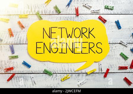 Affichage conceptuel Network EngineersProfessionnel de la technologie spécialisé dans les systèmes informatiques. Business concept professionnel de la technologie spécialisé dans l'informatique Banque D'Images