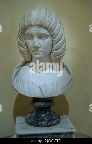 Rome, Italie - Musées Capitoline, Portrait féminin avec coiffure ondulée 200AD ca Banque D'Images