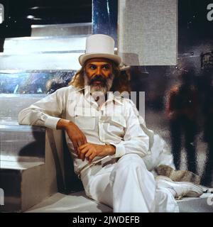 Georges Moustaki, Französischer Chanson Sänger, Liedermacher, Komponist und Lyriker, Portrait, Allemagne, 1978. Georges Moustaki, chanteur français de chanson, auteur-compositeur, compositeur et parolier, portrait, Allemagne, 1978. Banque D'Images