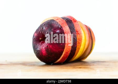 La pomme est une sorte de fruit à manger avec moins de sucre, approprié pour maintenir la santé. Banque D'Images