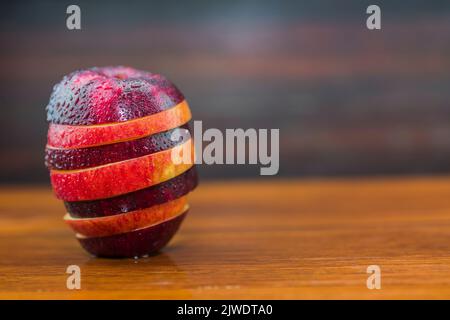 La pomme est une sorte de fruit à manger avec moins de sucre, approprié pour maintenir la santé. Banque D'Images