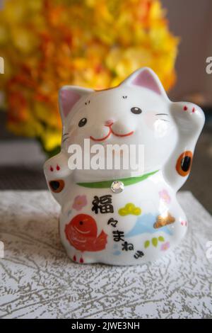 Maneki Neko, figurine Lucky Cat, 2022 Banque D'Images