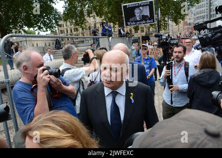 La course à la direction des Tory arrive à un chef et les députés et les membres du parti se réunissent au QEII Centre à Westminster le 5th septembre 2022 pour entendre le résultat. Banque D'Images