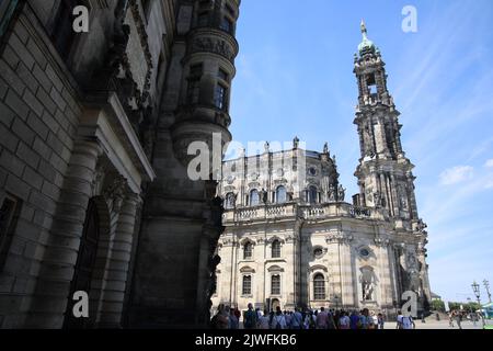 Dresde est la 12th ville la plus peuplée d'Allemagne, la quatrième plus grande par région (après Berlin, Hambourg et Cologne), et la troisième ville la plus peuplée ... Banque D'Images