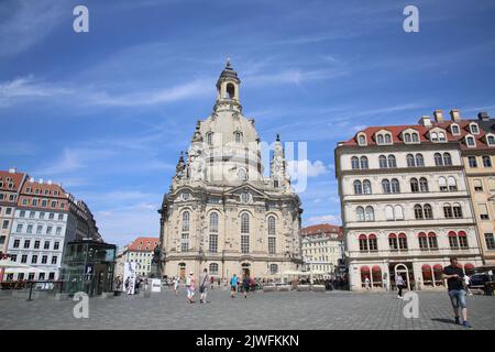 Dresde est la 12th ville la plus peuplée d'Allemagne, la quatrième plus grande par région (après Berlin, Hambourg et Cologne), et la troisième ville la plus peuplée ... Banque D'Images