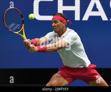 New York, GBR. 05th septembre 2022. New York Flushing Meadows US Open Day 8 05/09/2022 RAFA NADAL (ESP) quatrième tour Match Credit: Roger Parker/Alay Live News Banque D'Images