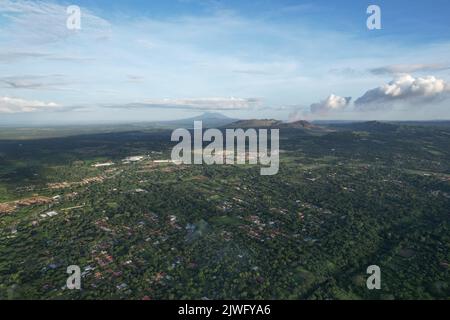 Vallée verte au Nicaragua vue aérienne sur les drones de l'amérique centrale Banque D'Images