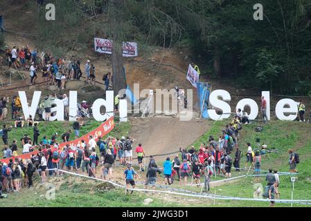 Daolasa, Val di Sole, Italie, 03 septembre 2022, Ambiance pendant la coupe du monde UCI Mountain Bike - Val di Sole 2022 - Elite hommes et femmes course de descente - MTB - Mountain Bike Banque D'Images