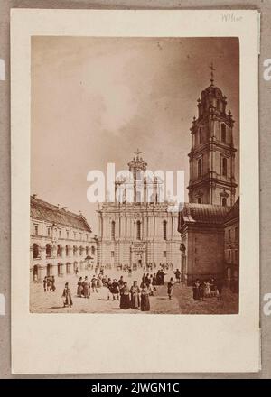 Vilnius. Cour universitaire et église St. John’s. Slendzińska Anna (1845-1923), photographe, Czechowicz, Józef (1818-1888), photographe Banque D'Images