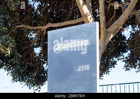 Le panneau au sol de Aerospace Corporation à son siège à El Segundo, Californie, États-Unis. Banque D'Images