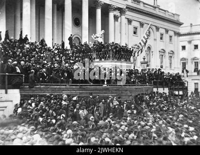 Abraham Lincoln lors de son deuxième discours d'investiture au poste de président des Etats-Unis, Washington, D.C. Banque D'Images