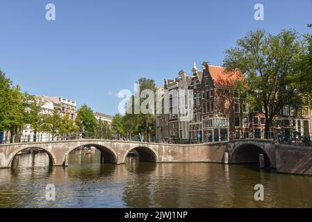 Texel, pays-Bas. Août 2022. Les canaux et les ponts d'Amsterdam. Photo de haute qualité Banque D'Images