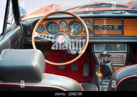 Italie, Lombardie, rencontre des voitures anciennes, Fiat 124 Sport Spider 1600 Banque D'Images