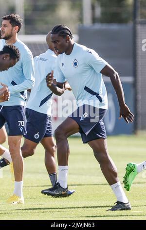 Brugge, Belgique, 06 septembre 2022, Ebeguowen Otasowie du Club lors d'une session d'entraînement de l'équipe belge de football Club Brugge KV, mardi 06 septembre 2022 à Brugge, en préparation du match de demain contre l'Allemand Bayer 04 Leverkusen le jour d'ouverture de la scène du groupe de la Ligue des champions de l'UEFA. BELGA PHOTO BRUNO FAHY Banque D'Images