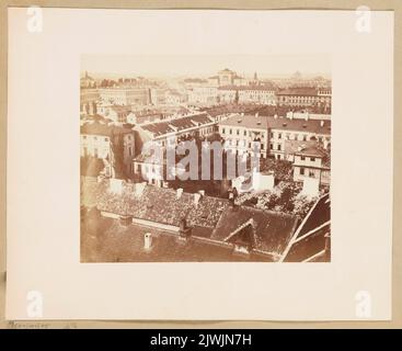 Vue depuis la flèche de l'église de la Sainte-Croix à Varsovie vers la place Saski et le théâtre Teatr Wielki. Unknown, photographe Banque D'Images