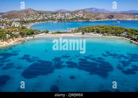 Vue aérienne de la célèbre plage d'Astir, Vouliagmeni Banque D'Images