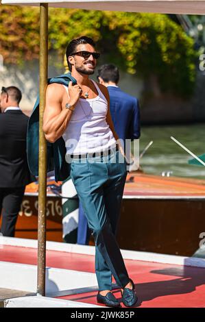 Venise, Italie. 04th septembre 2022. Mariano Di VAIO est vu lors du Festival International du film de Venise 79th sur 04 septembre 2022 à Venise, Italie. Crédit : Agence photo indépendante/Alamy Live News Banque D'Images