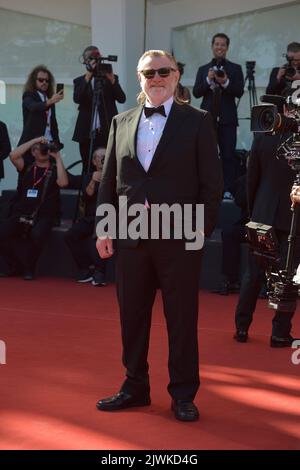 Venise, Italie. 05th septembre 2022. VENISE, ITALIE - SEPTEMBRE 05 : Brendan Gleeson assiste au tapis rouge « les Banshees of Inishenin » au Festival international du film de Venise 79th sur 05 septembre 2022 à Venise, Italie. Credit: dpa/Alay Live News Banque D'Images