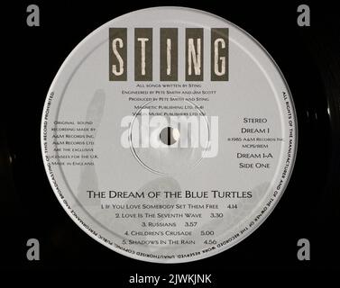 Photo gros plan d'une étiquette centrale sur une première pression 1985 d'un disque en vinyle le rêve de la Sting Blue Turtles Banque D'Images