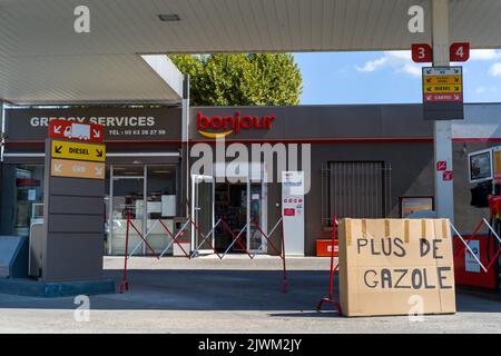 Une station Total Energies avec un PANNEAU PLUS DE GAZOLE, à Montauban, en France, sur 6 septembre 2022. Photo de Patricia Huchot-Boissier/ABACAPRESS.COM Banque D'Images