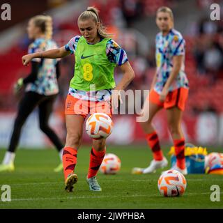 Stoke, Staffordshire, Royaume-Uni. 6th septembre 2022 ; Bet365 Stadium, Stoke, Staffordshire, Angleterre ; Coupe du monde féminine de la FIFA 2023 Angleterre contre Luxembourg: La Géorgie Stanway de l'Angleterre pendant l'échauffement crédit: Action plus Sports Images/Alamy Live News Banque D'Images