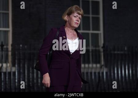 Wendy Morton, la whip en chef nouvellement installée, quitte Downing Street, Londres, après avoir rencontré le nouveau premier ministre Liz Truss. Date de la photo: Mardi 6 septembre 2022. Banque D'Images