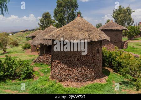 Maisons rondes traditionnelles à Lalibela, en Éthiopie Banque D'Images