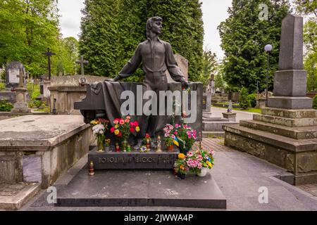 Tombe de Volodymyr Ivasiuk à Lviv, en Ukraine Banque D'Images