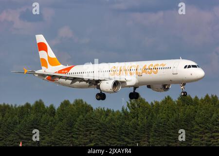 Oslo, Norvège - 15 août 2022 : avion Airbus A321 de Sunclass Airlines à l'aéroport d'Oslo (OSL) en Norvège. Banque D'Images