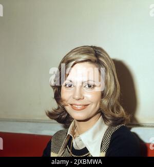 Mady Riehl, deutsche Fernsehansagerin, Schlagersängerin, Schauspielerin und Moderatorin, Deutschland 1975. Banque D'Images