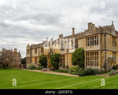 Extérieur de Stanway House, manoir de Jacobean du 16th siècle, Stanway, Cotswolds, Gloucestershire Banque D'Images