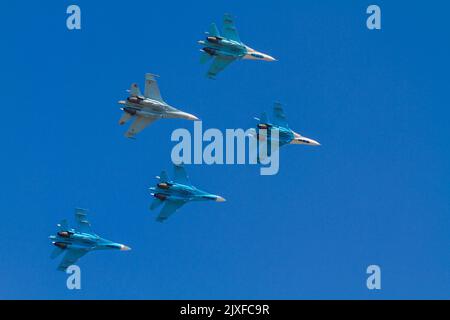 Krasnodar, Russie - 09 septembre 2012 : Force aérienne russe su-27. Équipe de voltige « Falcons of Russia » Banque D'Images