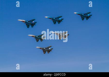 Krasnodar, Russie - 09 septembre 2012 : Force aérienne russe su-27. Équipe de voltige « Falcons of Russia » Banque D'Images