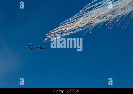 Krasnodar, Russie - 09 septembre 2012 : vacances d'aviation consacrées à l'anniversaire 100th de l'Armée de l'Air russe et à l'anniversaire 75th de la f Banque D'Images