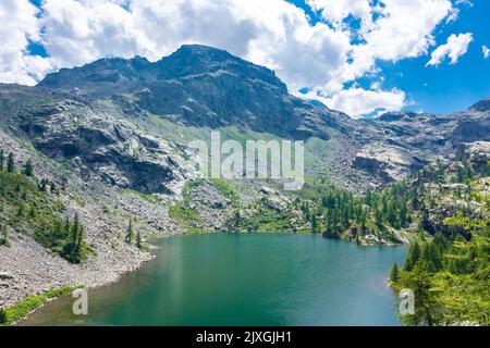 Lac supérieur du Mont Avic, Vallée d'Aoste, Italie Banque D'Images