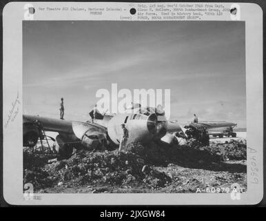 Boeing B-29 « Superfortress » après l'atterrissage en collision sur Saipan, îles Mariannes. 500th Groupe bombe. Banque D'Images