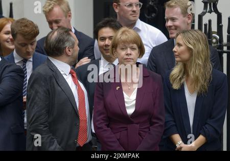 Wendy Morton MP (con: Aldridge-Brownhills) - dans Downing Street le jour où Liz Truss fait son premier discours en tant que Premier ministre, peu de temps avant d'être APP Banque D'Images