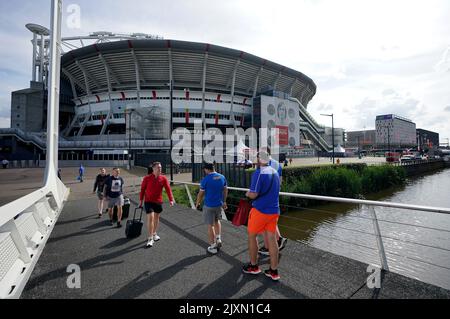 Les fans des Rangers se rendent sur le terrain avant le match F de l'UEFA Champions League au Johan Cruyff Arena d'Amsterdam, aux pays-Bas. Date de la photo: Mercredi 7 septembre 2022. Banque D'Images