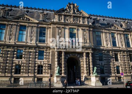 Musée du Louvre - Galerie des Antiquités sur le 4 Quai François Mitterrand, 1st arrondissement, Paris, France Banque D'Images