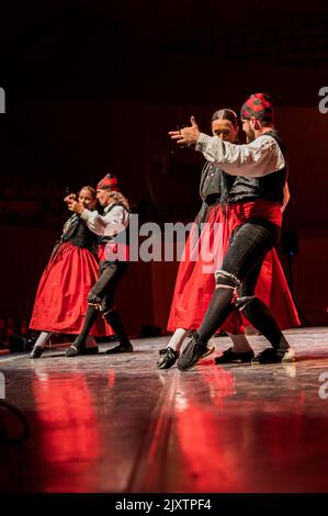 Raices de Aragon formation de danse d'Aragon, Espagne, se produit à Eifolk, XXXI Réunion internationale de la ville folklorique de Saragosse, Espagne Banque D'Images